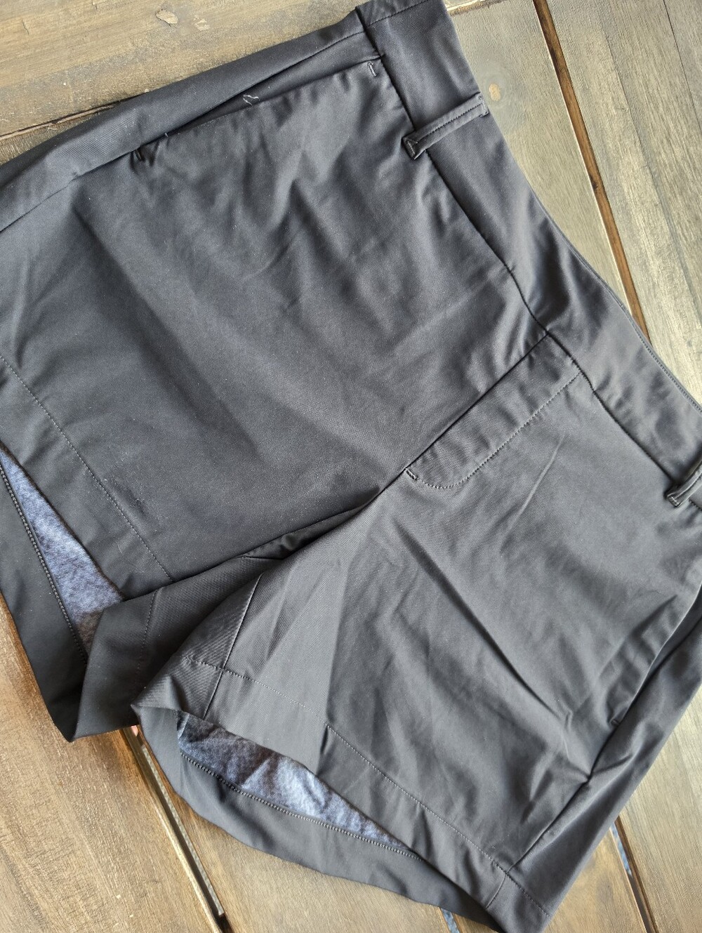 NWOT SPANX Sunshine Solutions Shorts, Medium, Black